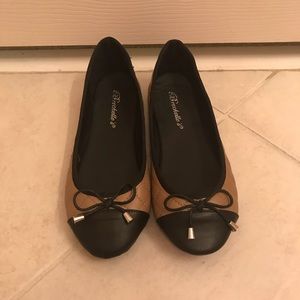 Ballet flats